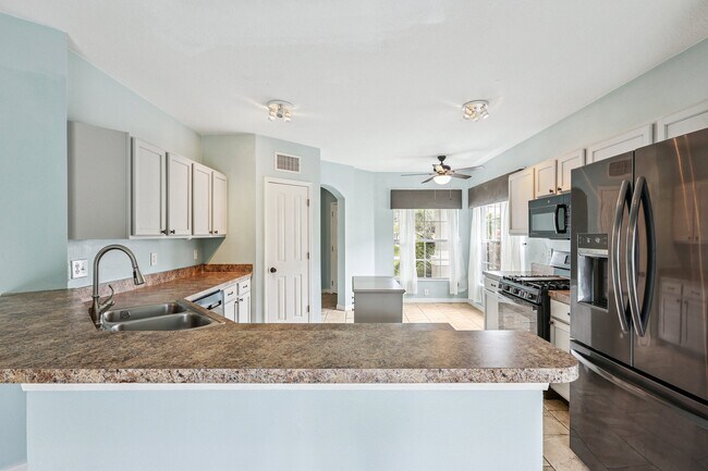 Building Photo - 3518 Foray Ln