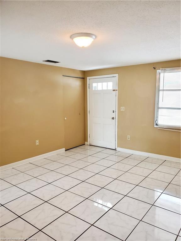 Foto del edificio - 2119 Cordova Cir W
