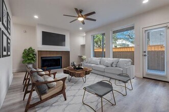 Building Photo - 5755 Phoenix Dr