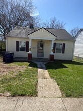 Building Photo - 624 Addison Ave