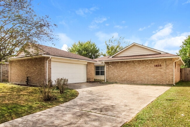 Building Photo - 1435 Willersley Ln