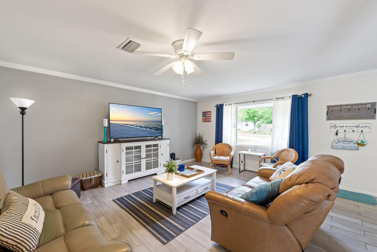 Foto principal - 350 Barbara Dr NW