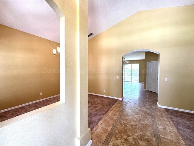 Foto del edificio - 10118 Shortwood Ln