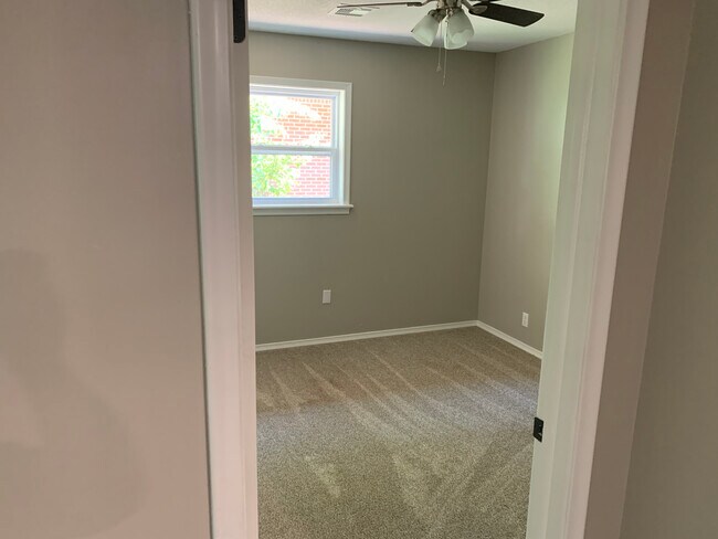 Foto del edificio - 3204 Wayside Dr