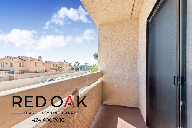 Foto del edificio - Stunning Two Bedroom with Central Air, Pri...