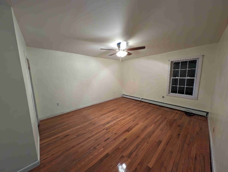 54 Rosedale St Unit 1, Lewiston, ME 04240 Room for Rent in Lewiston