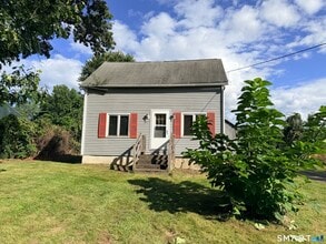 Building Photo - 365 Scantic Rd