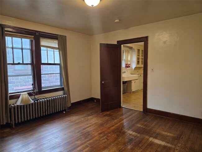 Foto del edificio - 311 Oak Hill Ave