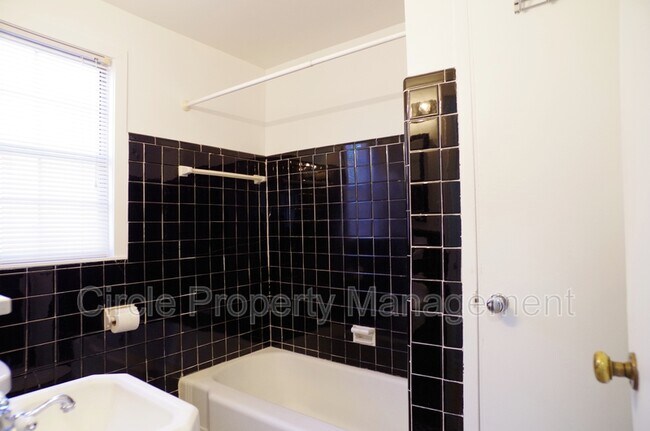 Foto del edificio - 6616 Boulevard View