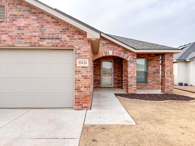 Building Photo - 3/2/2 Home in Windstone!