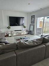 Foto del edificio - 4872 NW 114th Ct