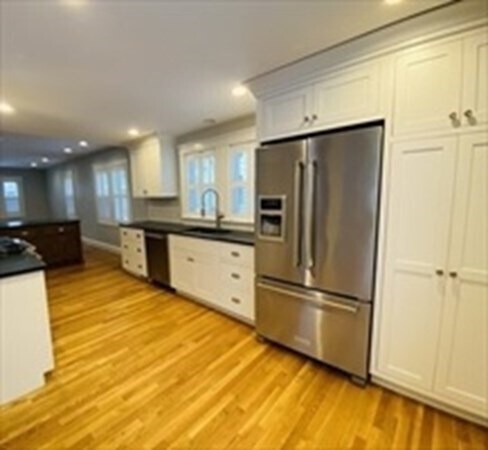 Building Photo - 62 Constance Rd