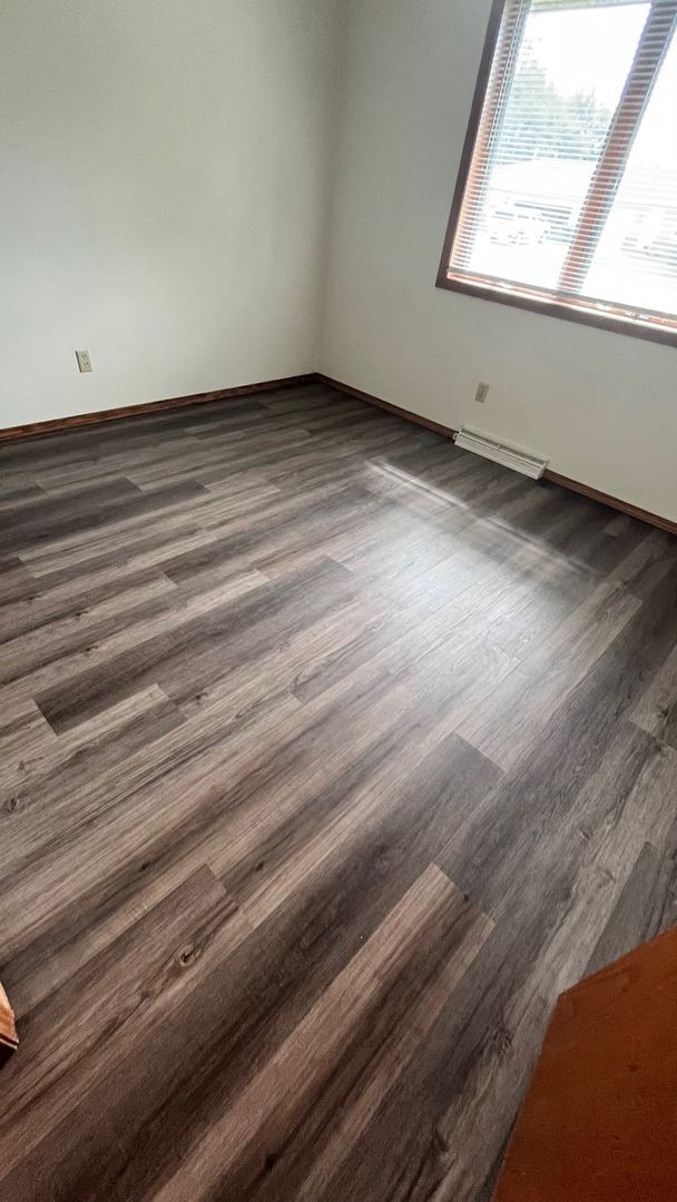 Foto del edificio - Welcome Home to this charming 2 bedroom, 1 bathroom apartment in Neenah, WI!