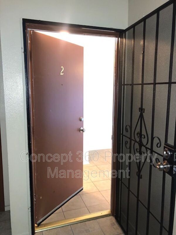 Foto del edificio - 635 W 5th St