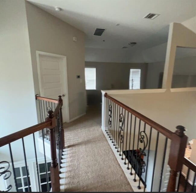Building Photo - 13525 Northline Lake Dr