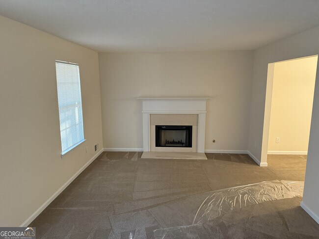 Building Photo - 228 Solomon Dr