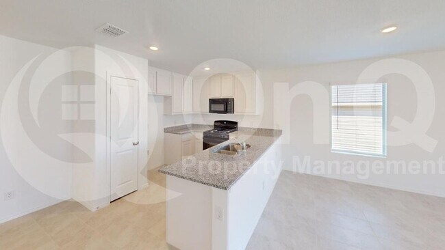 Building Photo - 8409 Holw Bnd St