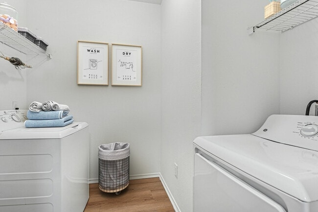 Laundry Room - Lantower Round Rock