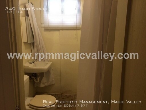 Building Photo - Cute 1 Bed apartment