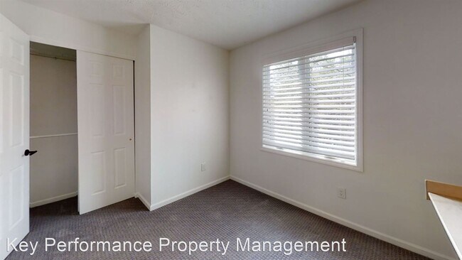 Foto del edificio - 2 br, 1.5 bath House - 155 Cornhill Place