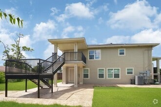 Building Photo - 12430 Pecan Ct