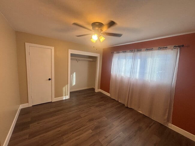 Bedroom 3 - 1941 Pinewood Way
