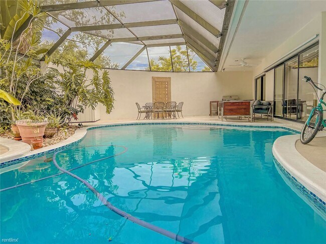 Foto del edificio - 3 br, 2 bath House - 18480 SW 83rd Pl