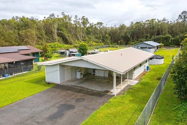 Building Photo - Bright Remodeled 3BR Home – Move-In Ready Now w/ Fenced Yard + Garage