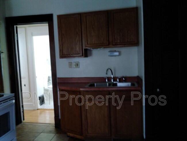 Foto del edificio - 426 N 32nd St