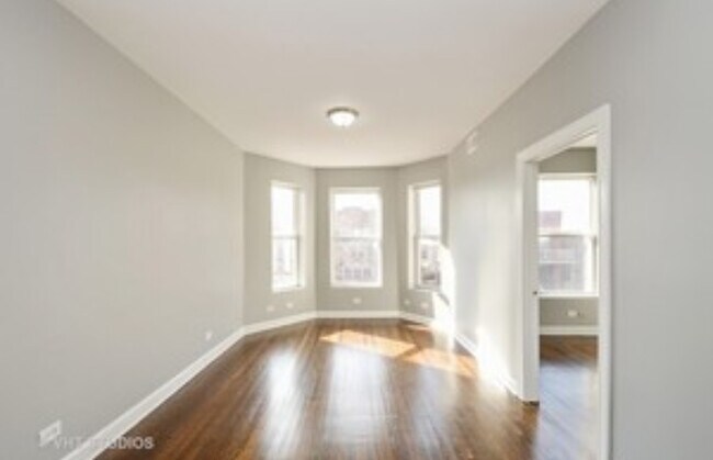 Foto del edificio - 3410 W Walnut St