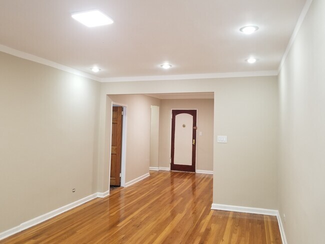 Building Photo - 10221 63rd Rd