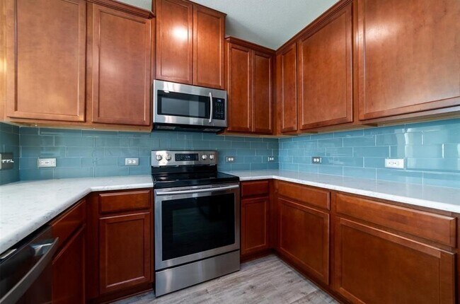 Foto del edificio - 7013 Lickeen Ct