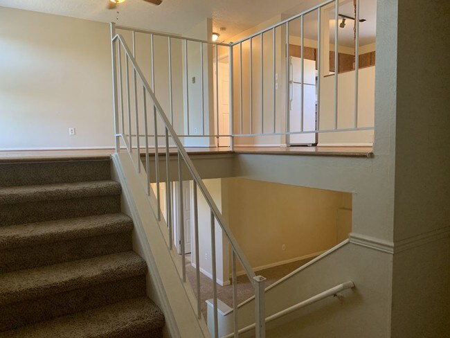 Foto del edificio - 2965 W 10th Ave Cir
