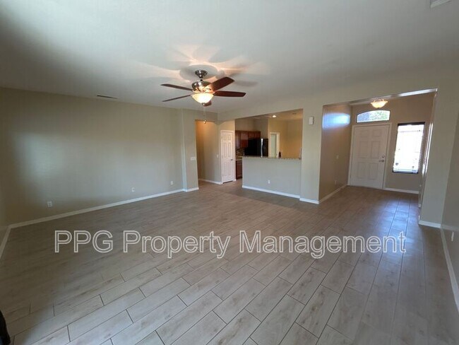 Foto del edificio - 25614 W St Kateri Dr