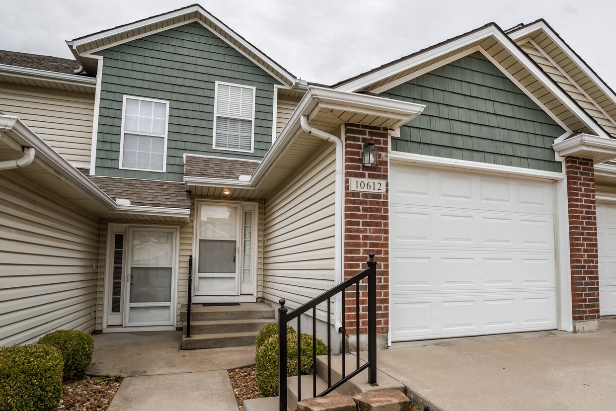 Foto principal - 10612 E 46th Terrace