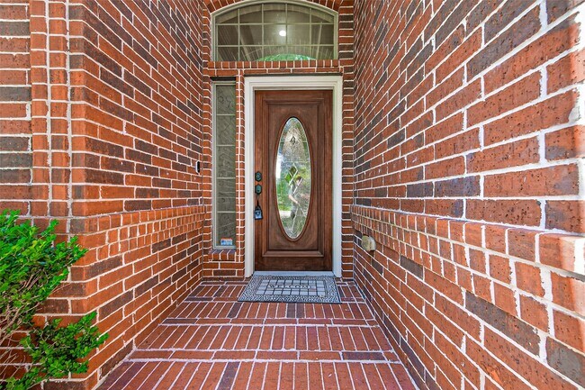 Foto del edificio - 17311 Quiet Shores Dr