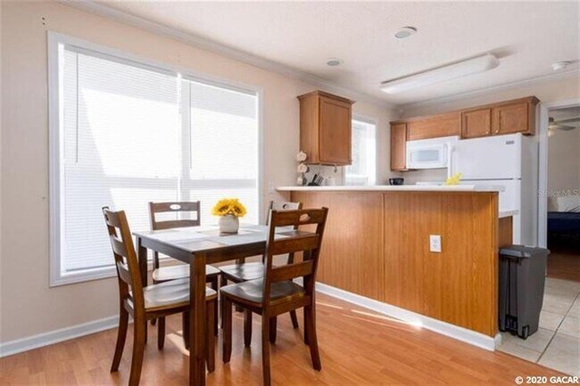 Foto del edificio - 2905 SW Archer Rd
