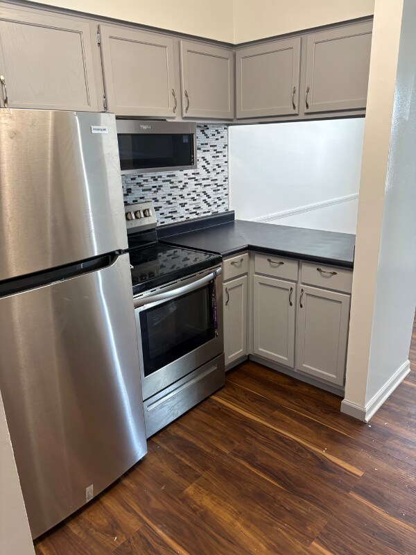 Foto del edificio - 4326 Villa Dr