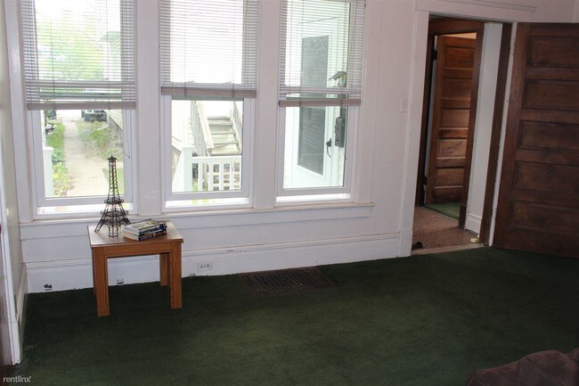 Foto del edificio - 915 E Huron St