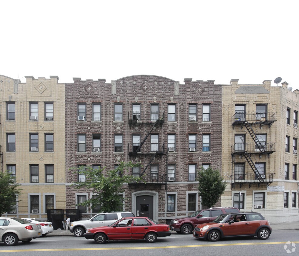 Foto del edificio - 58 Church Ave