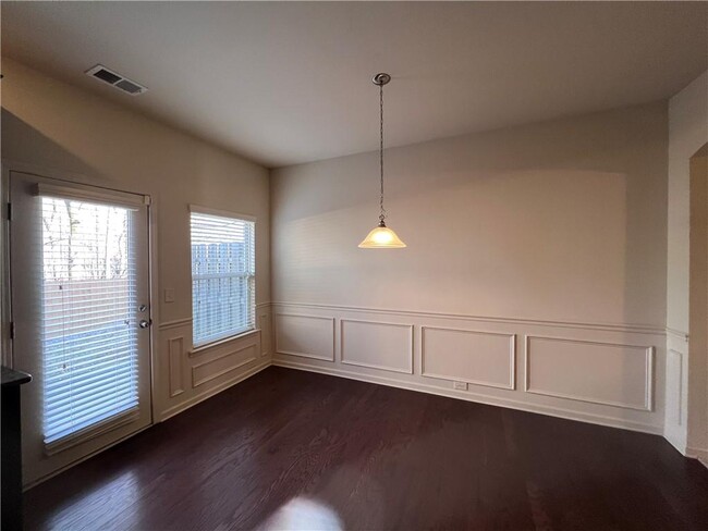 Building Photo - 2751 Knelston Oak Way