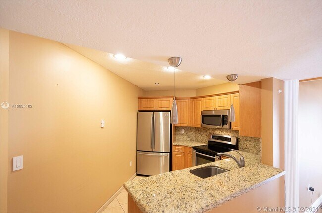 Foto del edificio - 10233 NW 9th St Cir