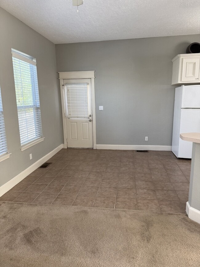 Building Photo - 1519 Avenue M Ave