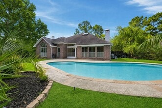 Building Photo - 1638 Almond Brook Ln