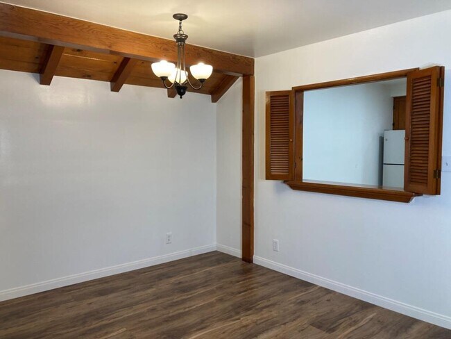 Building Photo - 16011 VICTORY