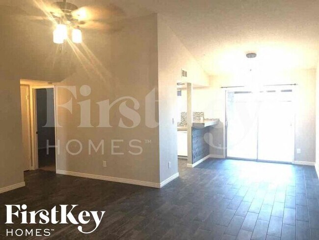 Foto del edificio - 907 W Kerry Ln