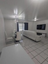 Building Photo - 6051 SW 41st St