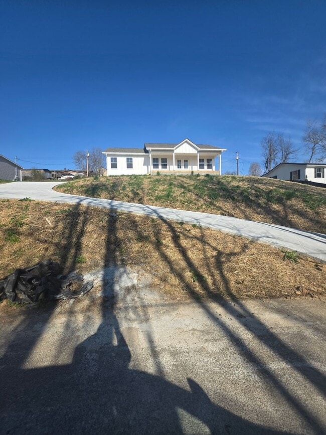 Foto del edificio - 328 Wilson Hurst St