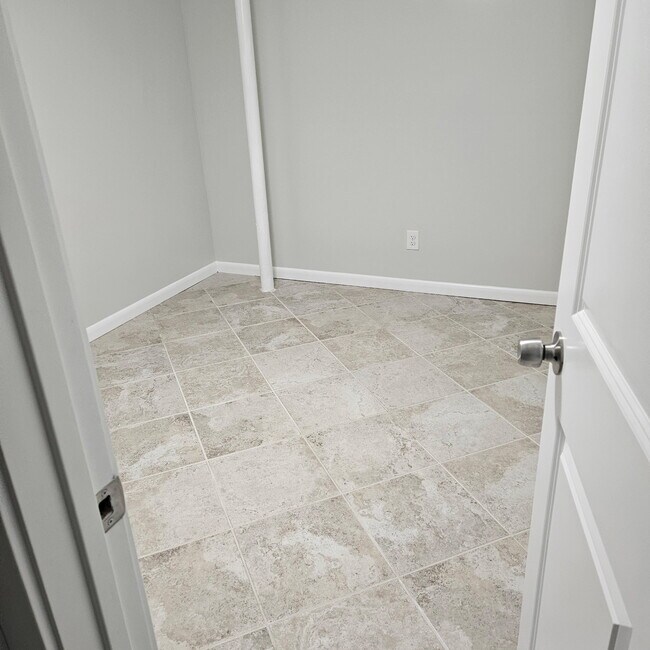 Foto del edificio - 2649 91st St