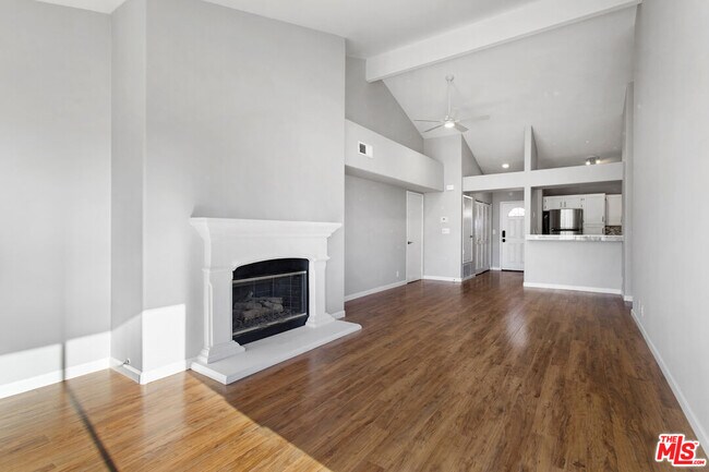 Building Photo - 5500 Torrance Blvd